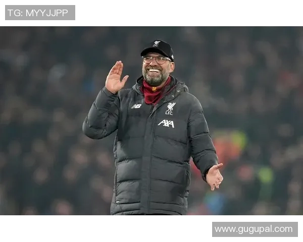 彭球星崛起之路：从青涩少年到世界足坛的耀眼明星